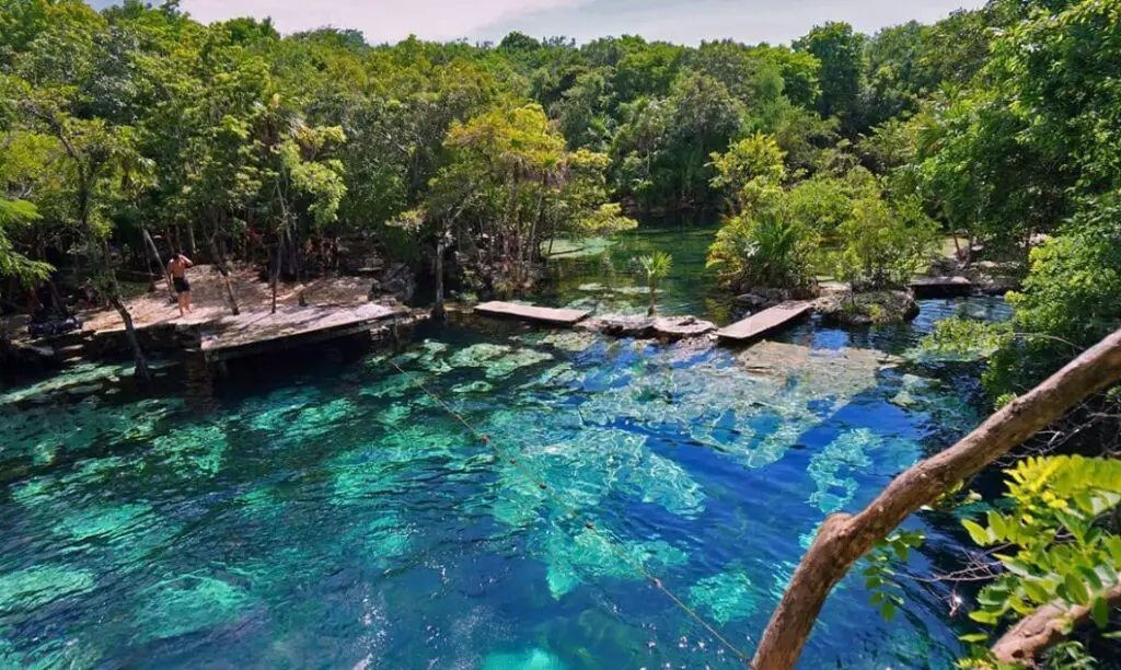How to get to Bacalar, Mexico.