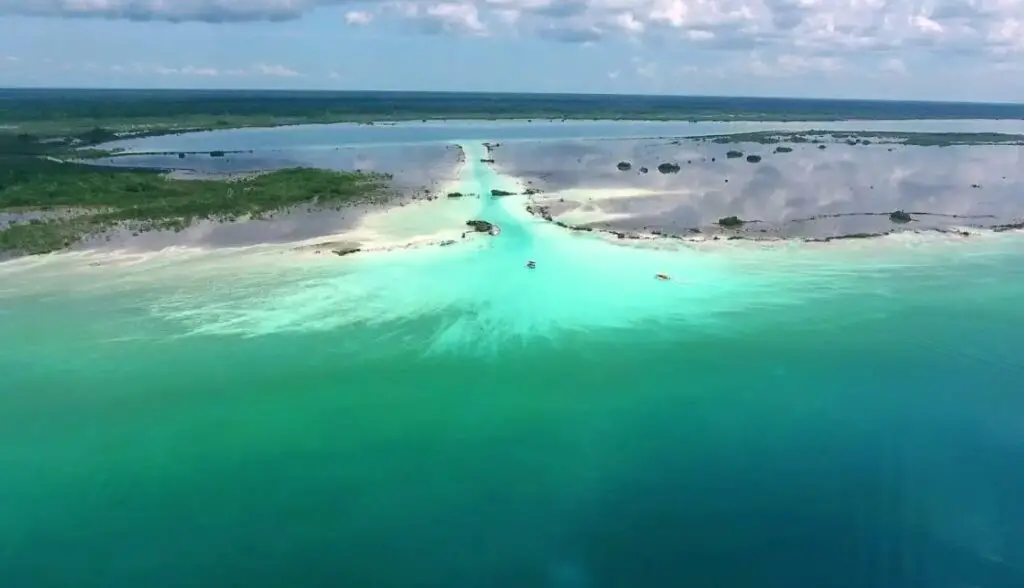 How to get to Bacalar, Mexico.