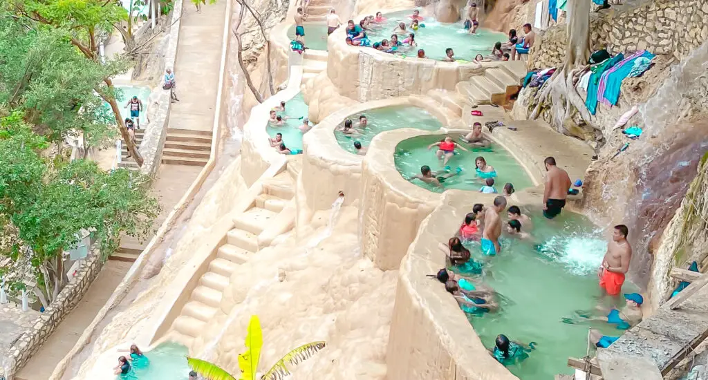 A natural oasis in the heart of Mexico: Visit Grutas Tolantongo hot springs