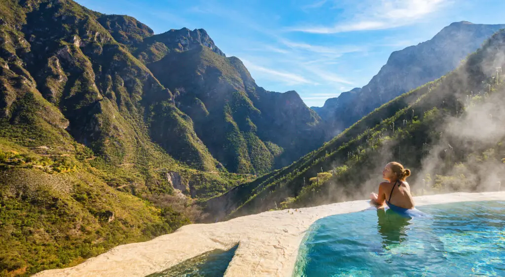 A natural oasis in the heart of Mexico: Visit Grutas Tolantongo hot springs