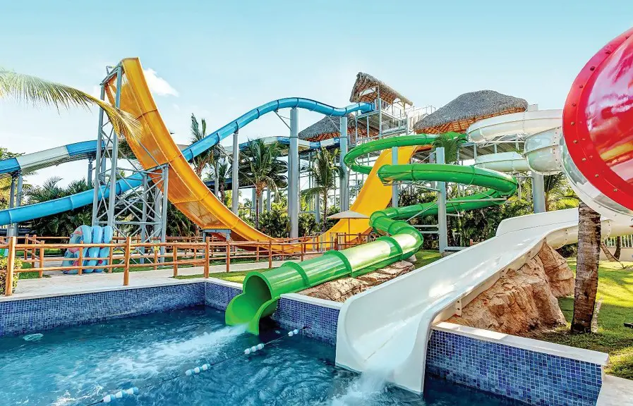 amusement parks in cancun
